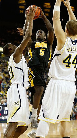 Caris LeVert (23) and Max Bielfeldt (44)