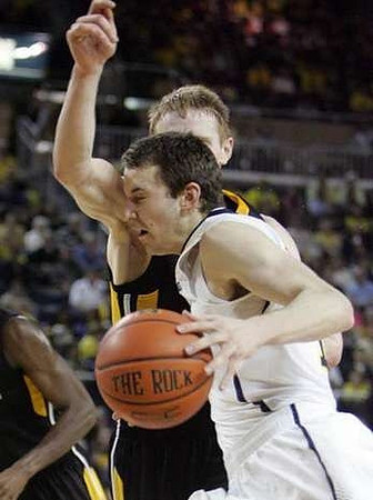 Nik Stauskas (11)