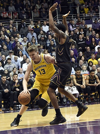 Moritz Wagner (13)