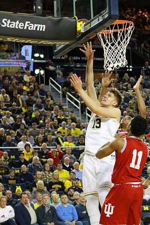 Moritz Wagner (13)