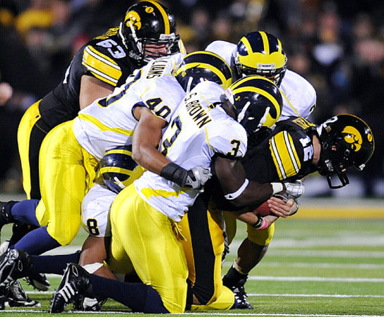 Jonas Mouton (8), Michael Williams (40), Stevie Brown (3), and Jordan Kovacs (32)
