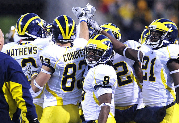 Greg Mathews (13), Jon Conover (83), Martavious Odoms (9), Darryl Stonum (22), and Junior Hemingway (21)