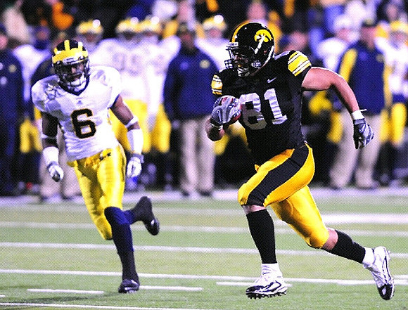 Donovan Warren (6)