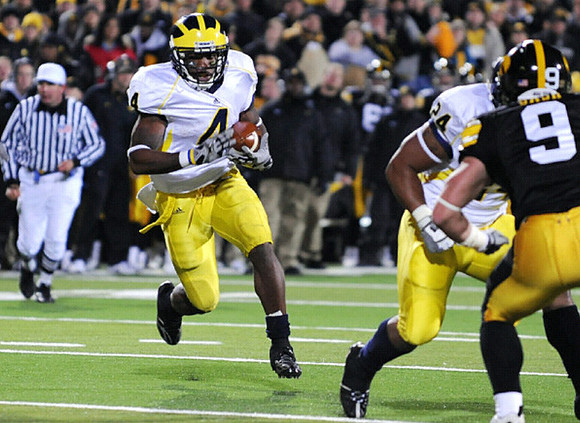 Brandon Minor (4) and Kevin Grady (24)