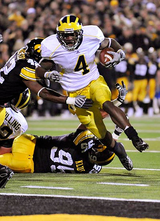 Stephen Schilling (52) and Brandon Minor (4)