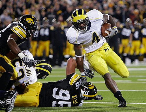 Stephen Schilling (52) and Brandon Minor (4)