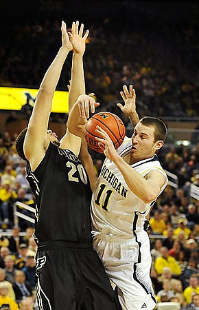 Nik Stauskas (11)