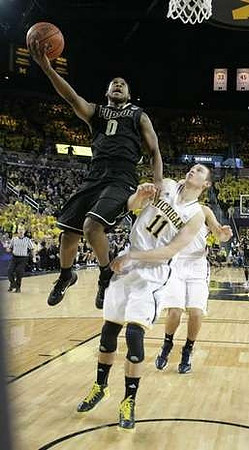 Nik Stauskas (11)