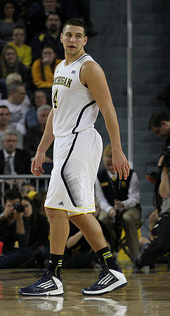 Mitch McGary (4)