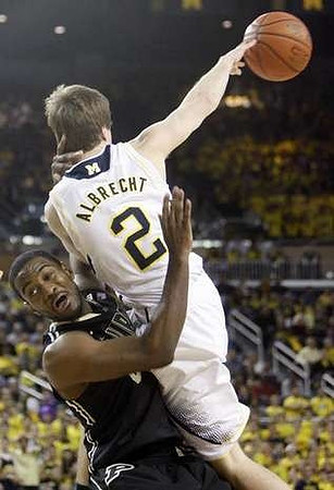 Spike Albrecht (2)