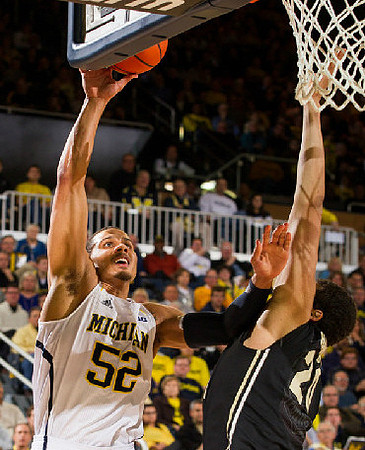 Jordan Morgan (52)