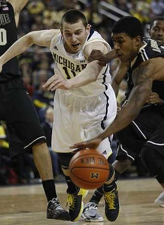 Nik Stauskas (11)