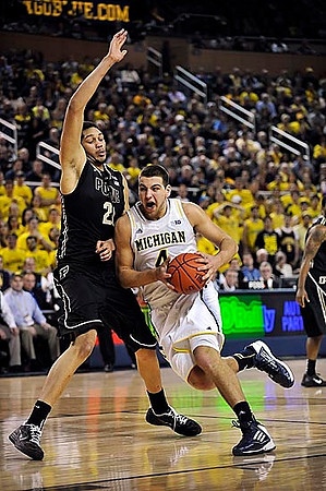 Mitch McGary (4)