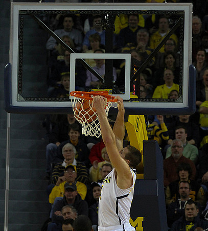 Mitch McGary (4)