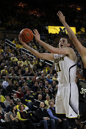 Nik Stauskas (11)