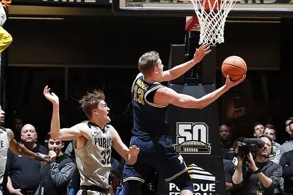 Moritz Wagner (13)