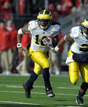Denard Robinson (16) and Vincent Smith (2)