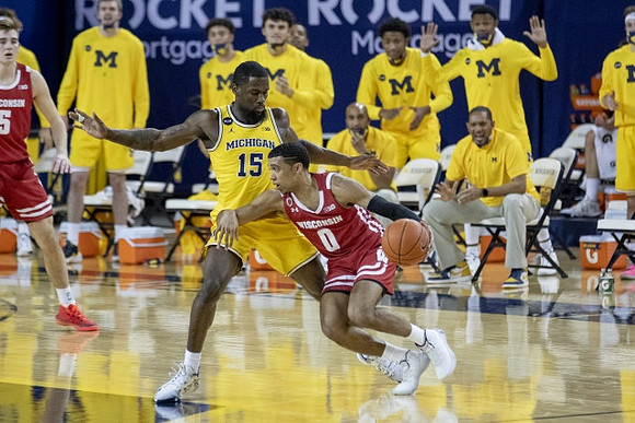 Chaundee Brown Jr. (15)
