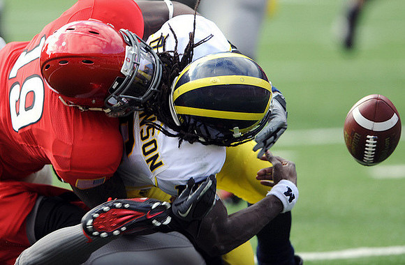 Denard Robinson (16)