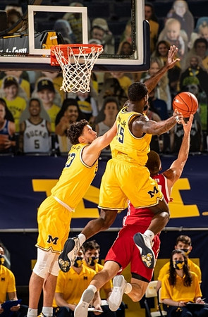 Brandon Johns Jr. (23) and Chaundee Brown Jr. (15)