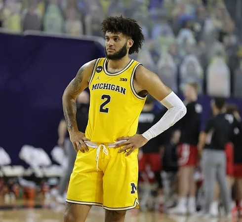 Isaiah Livers (2)