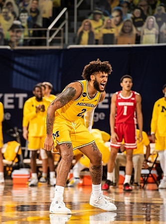 Isaiah Livers (2)