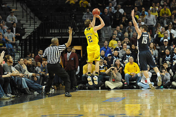 Spike Albrecht (2)
