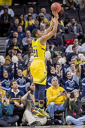 Zak Irvin (21)