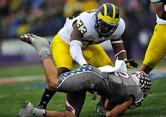 Taco Charlton (33)