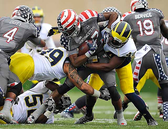 Sione Houma (39), and Delano Hill (44)