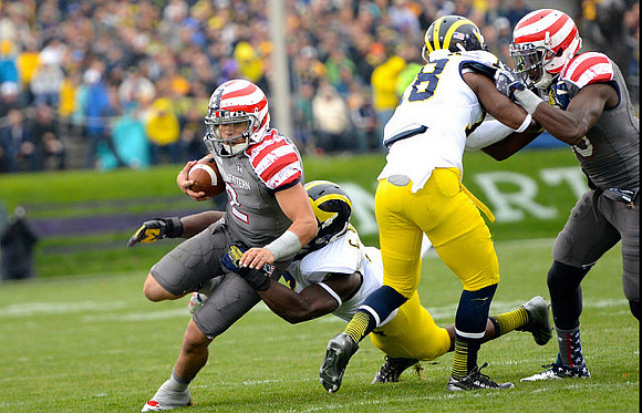 Cameron Gordon (4) and Blake Countess (18)