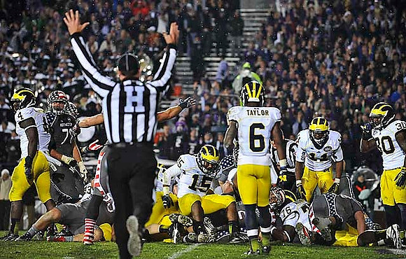 Cameron Gordon (4), Chris Wormley (43), James Ross (15), Raymon Taylor (6), Quinton Washington (76), and Courtney Avery (11)