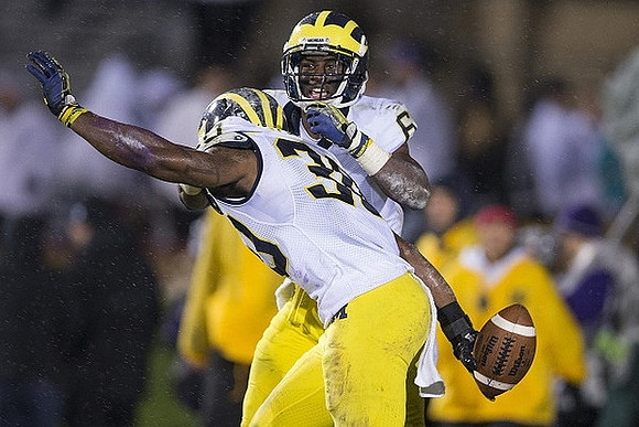 Thomas Gordon (30) and Raymon Taylor (6)