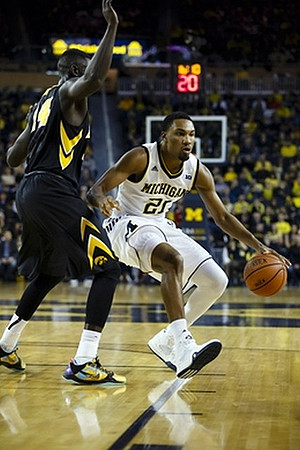 Zak Irvin (21)
