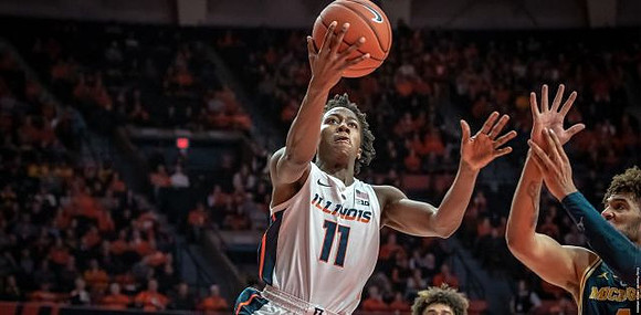 Isaiah Livers (4)