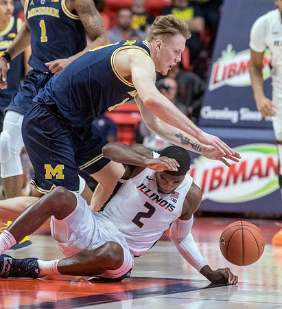 Charles Matthews (1) and Ignas Brazdeikis (13)