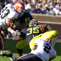 B.J. Askew (35) and Shawn Thompson (84)