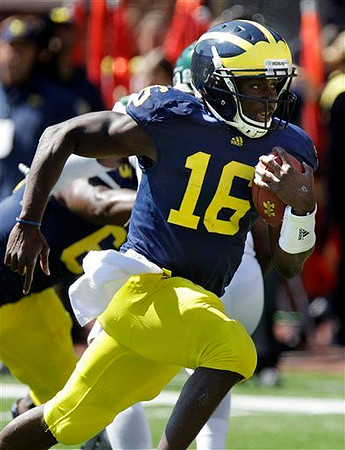 Denard Robinson (16)
