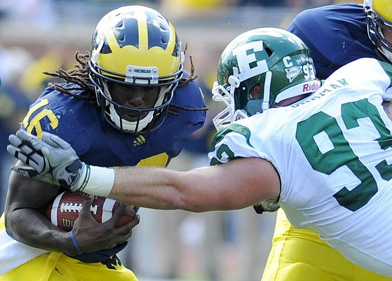 Denard Robinson (16)