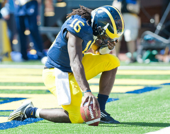 Denard Robinson (16)