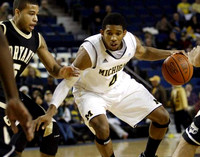 Darius Morris (4)