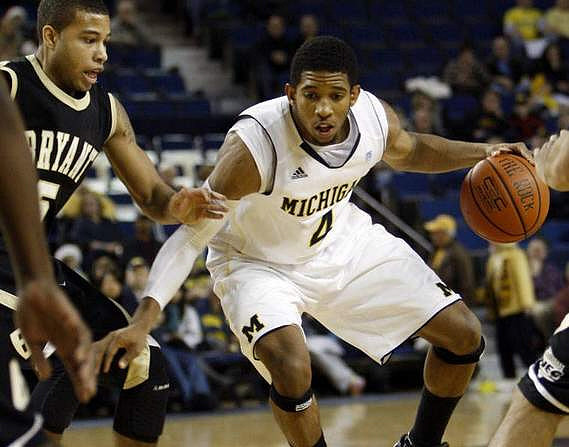 Darius Morris (4)