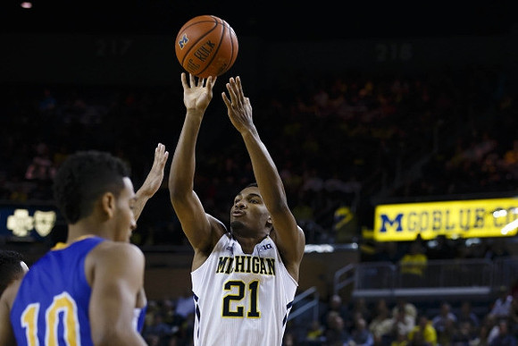 Zak Irvin (21)