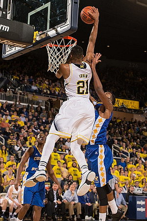 Zak Irvin (21)