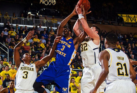 Kameron Chatman (3), Ricky Doyle (32), and Zak Irvin (21)