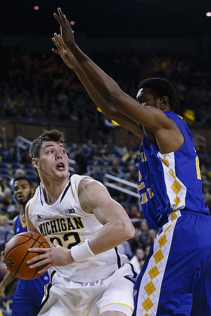 Ricky Doyle (32)