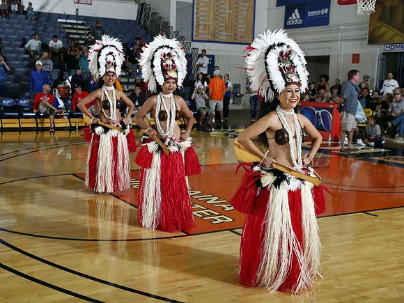 Hula Girls
