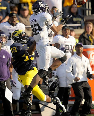 Devin Funchess (19)