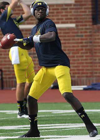 Devin Gardner (12)