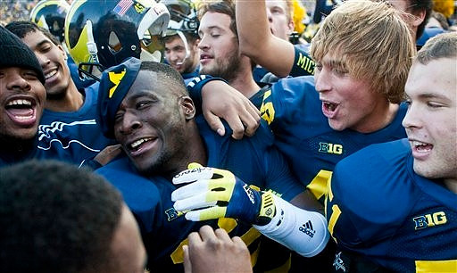 Devin Gardner (12) and Seth Broekhuizen (46)